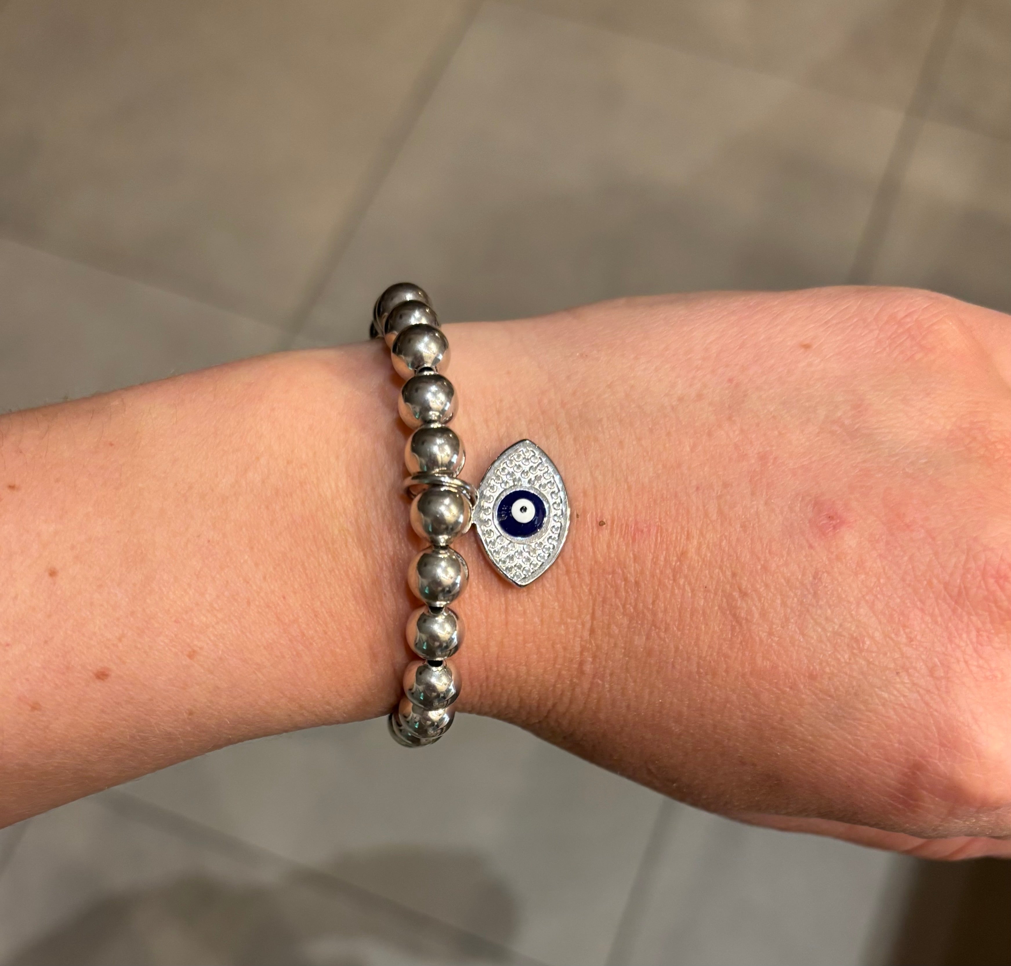 Isabella les precieuses