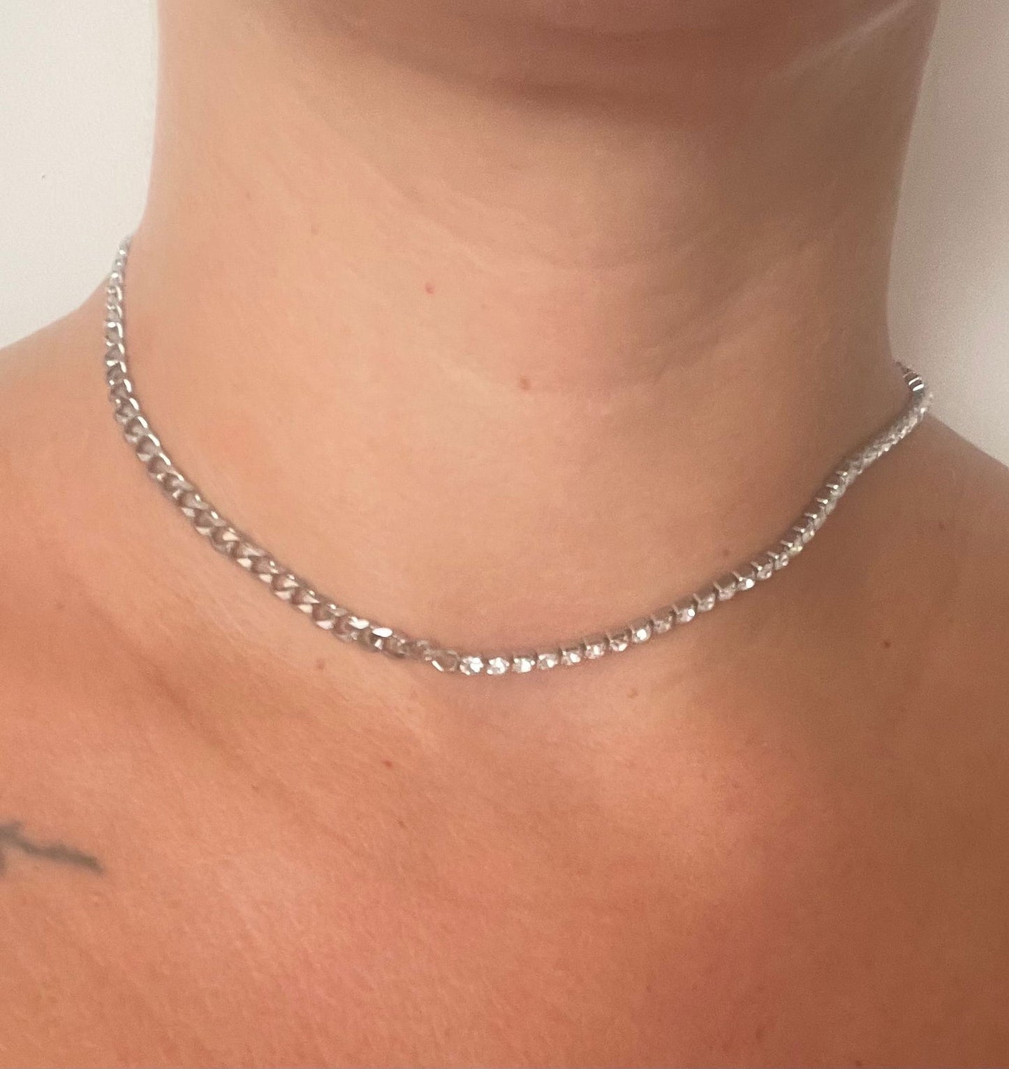 Amandine - - - #tag1#