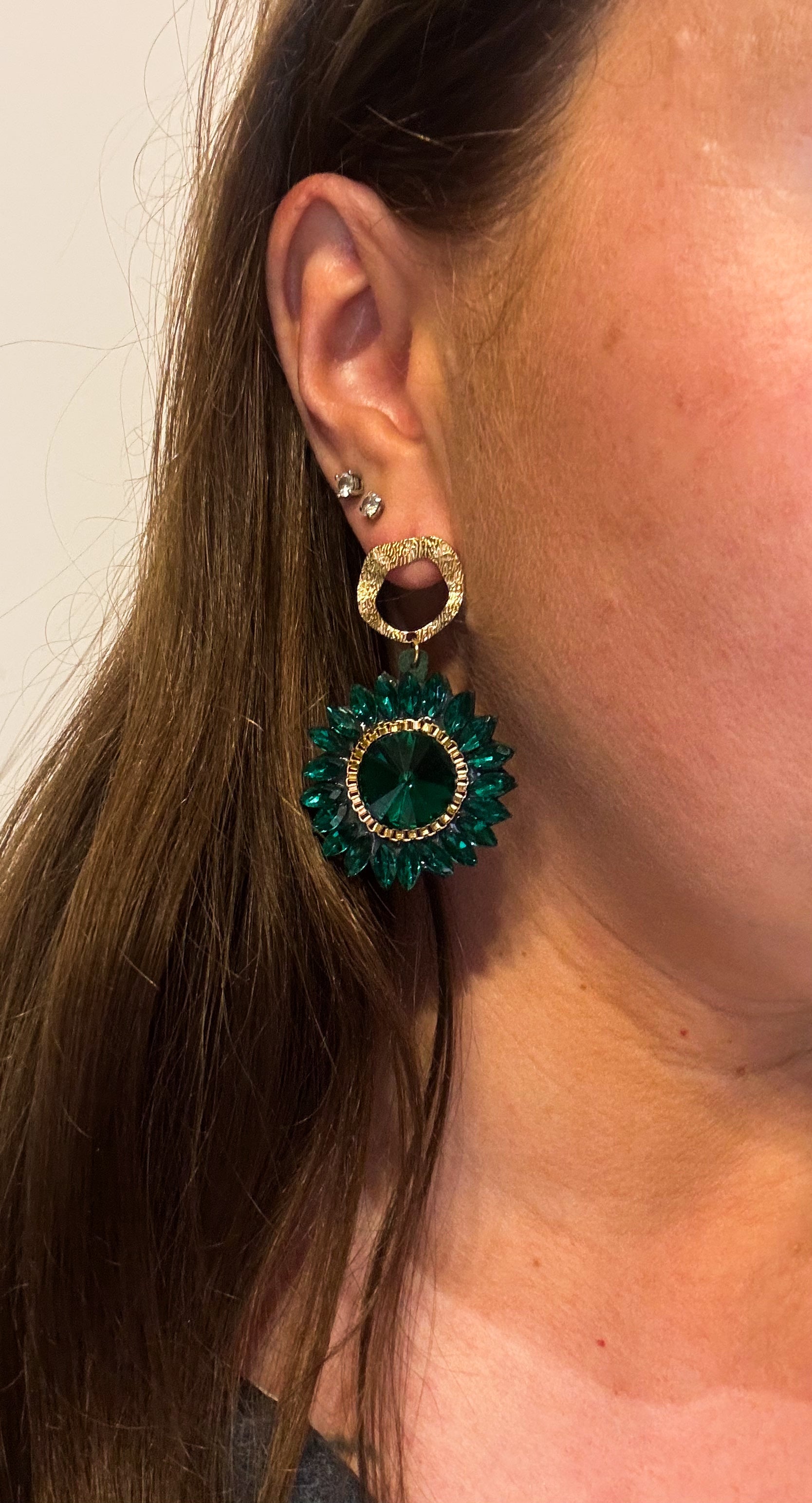 Scintillante vert émeraude les precieuses