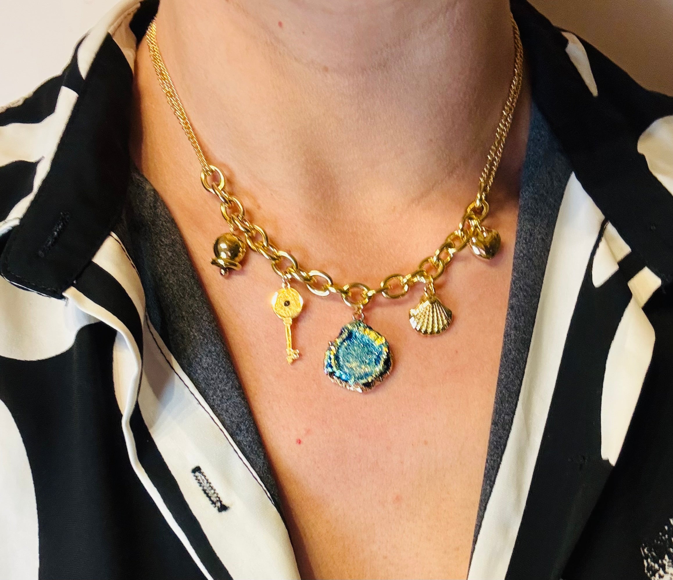 Laora les precieuses