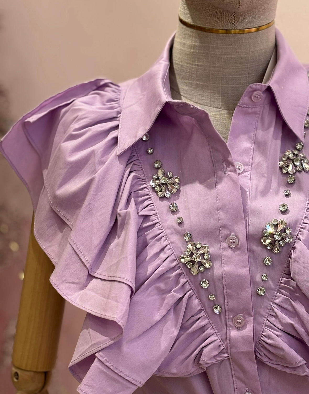 Chemise volant et strass - les precieuses