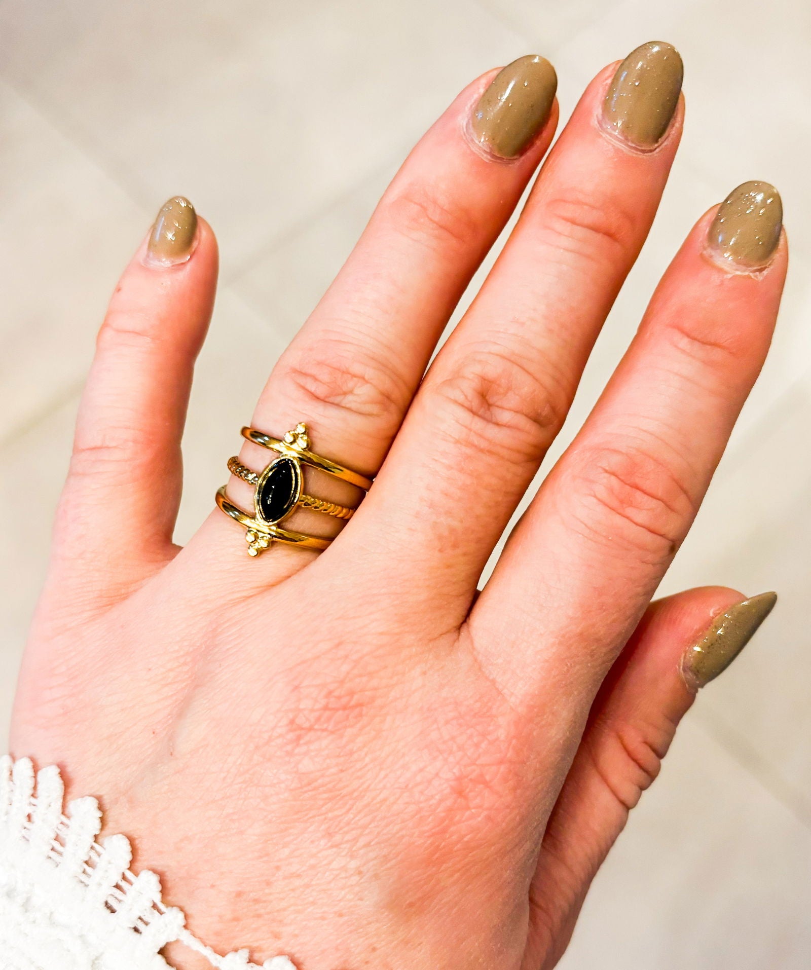 Clarisse - les precieuses