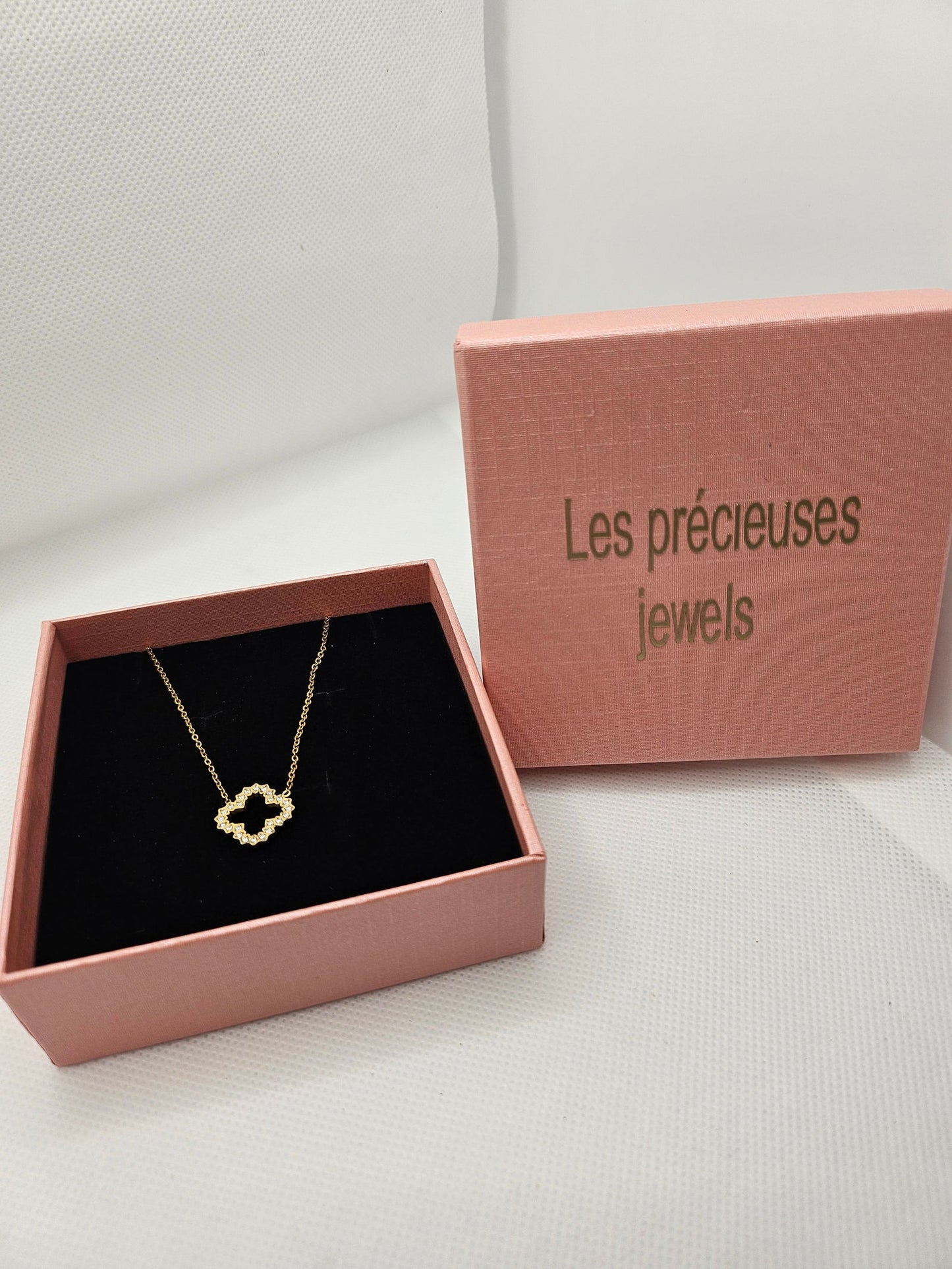 Ecrin - les precieuses