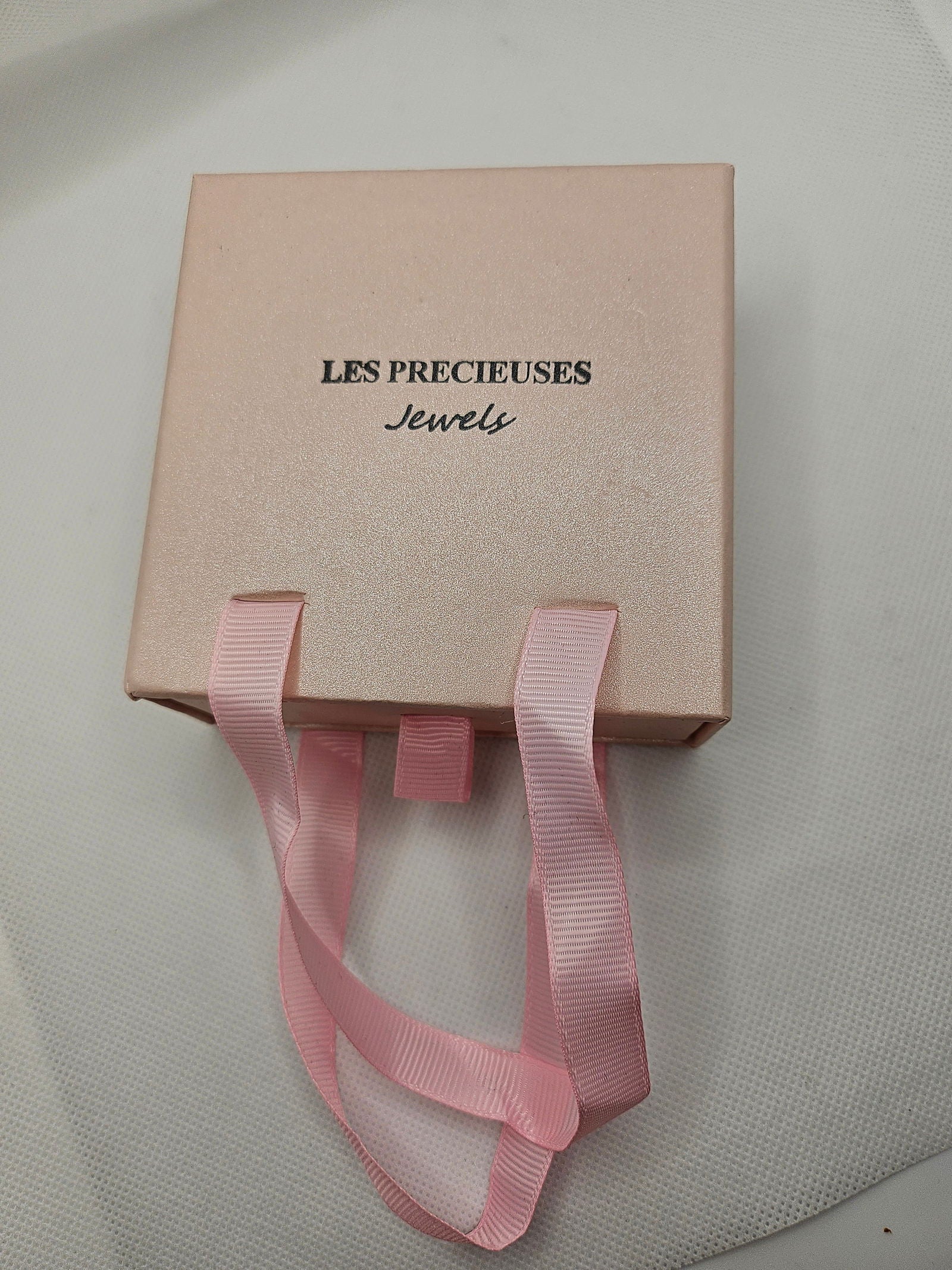 Ecrin à lanières - les precieuses