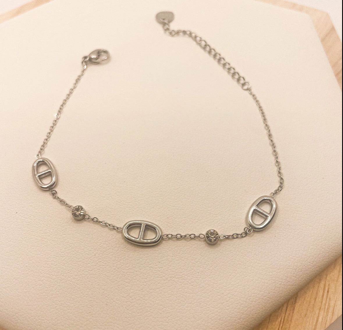 Hilona - les precieuses