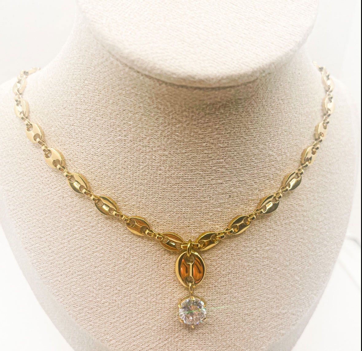 Hola - les precieuses