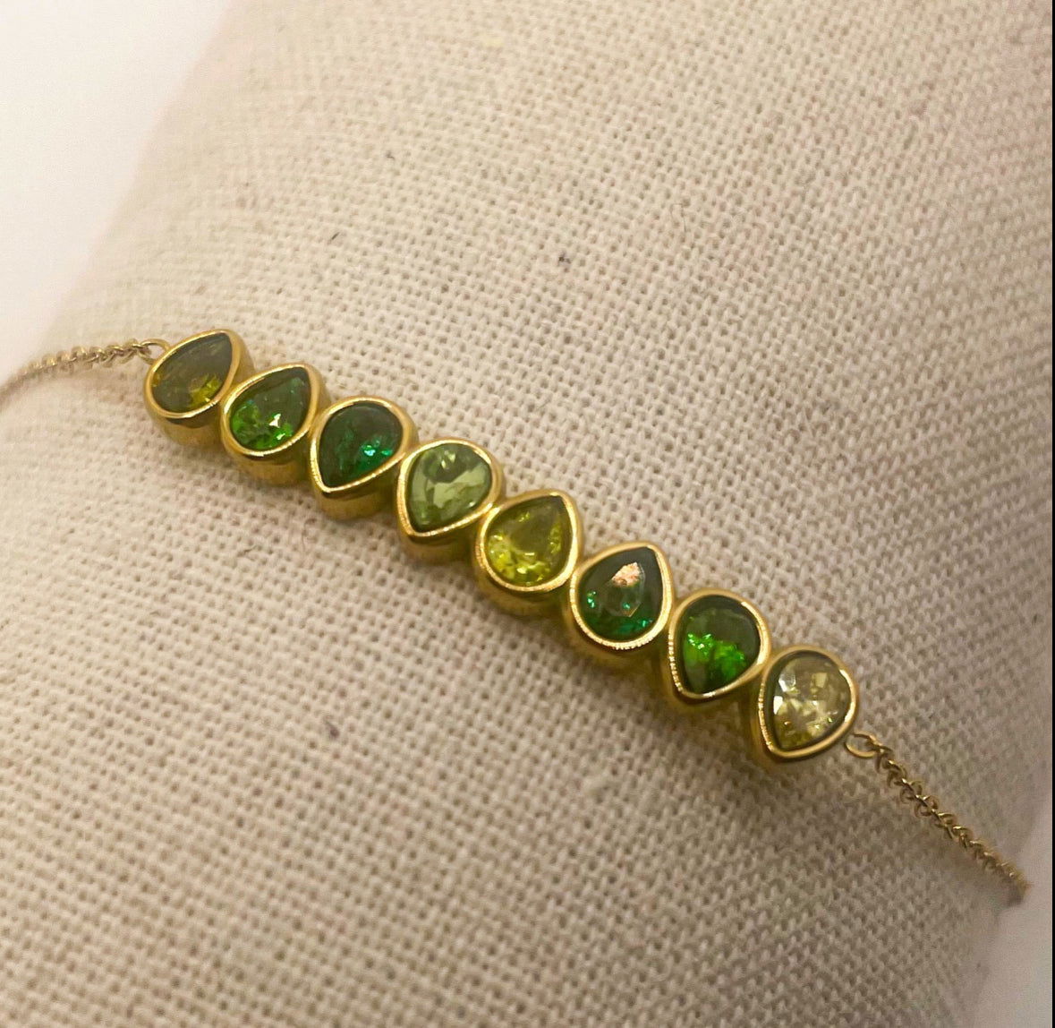 Leona - les precieuses