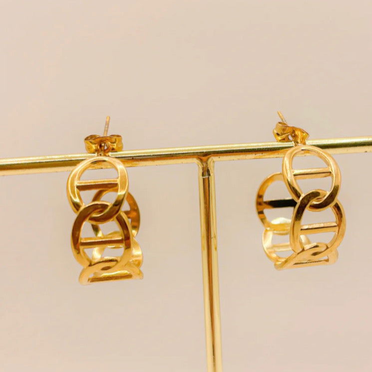 Lola - les precieuses