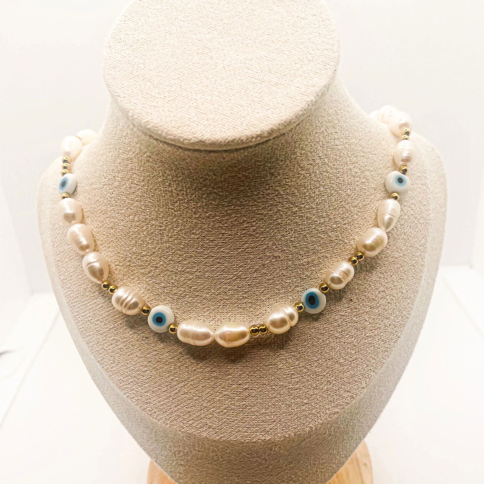 Oeil - les precieuses