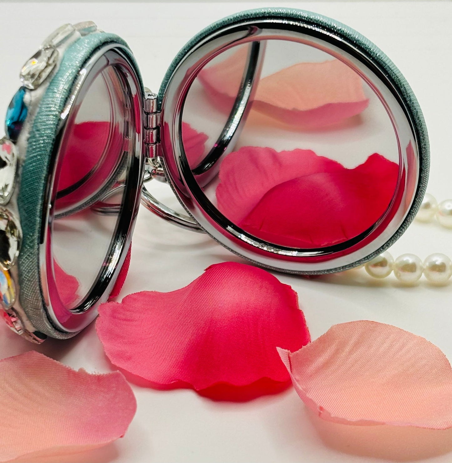 Porte-clé miroir fleur - les precieuses