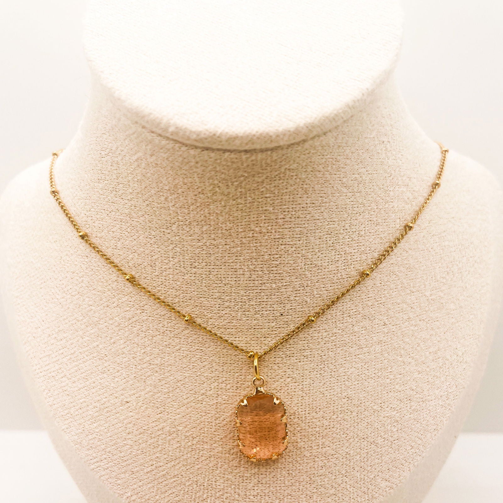 Saphir Rose - les precieuses