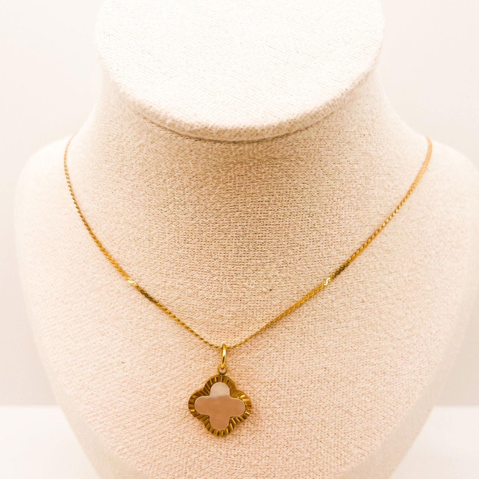 Trèfle chance - les precieuses